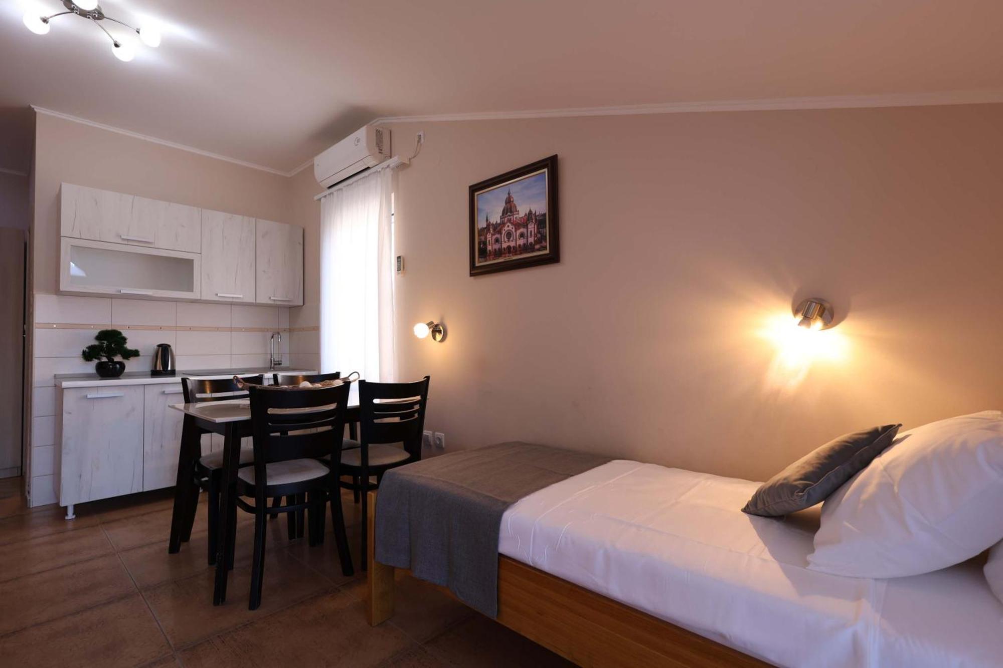 Bellezza Resort & Spa โกตอร์ ห้อง รูปภาพ