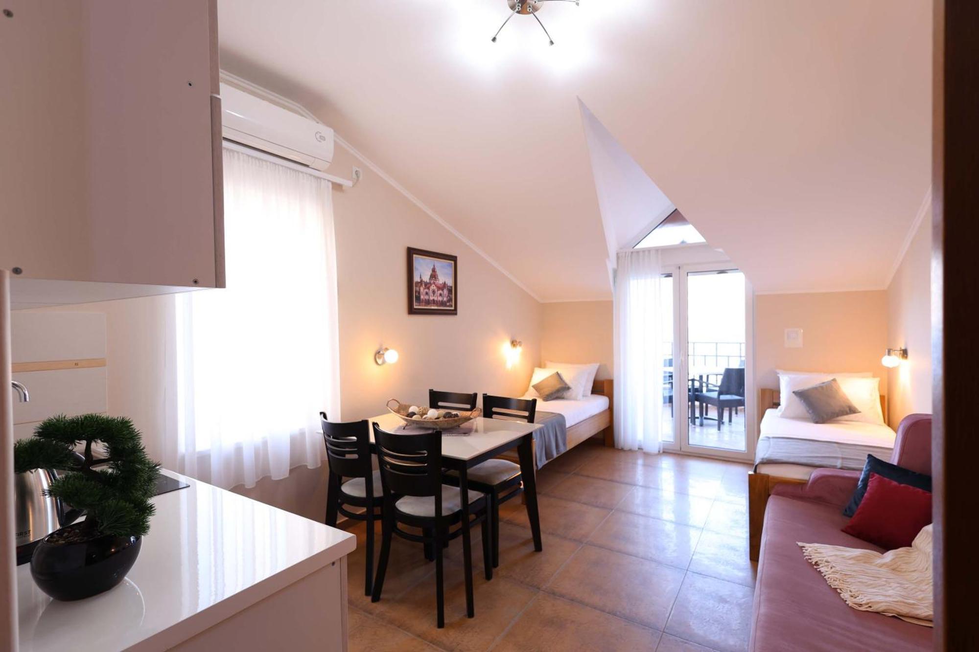 Bellezza Resort & Spa โกตอร์ ห้อง รูปภาพ